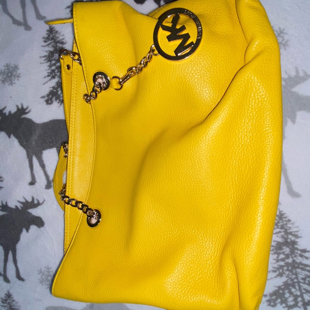 Micahel Kors shoulder bag